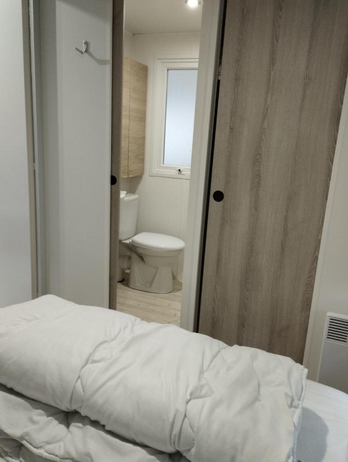 Mobil-Home Tout Confort A 300M De L'Ocean سانت-بريفين-لي-بان المظهر الخارجي الصورة